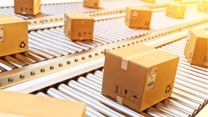 Boxes on rolling belts